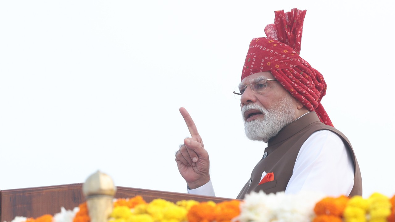 indian-railways-electrification-hydrogen-trains-pm-modi